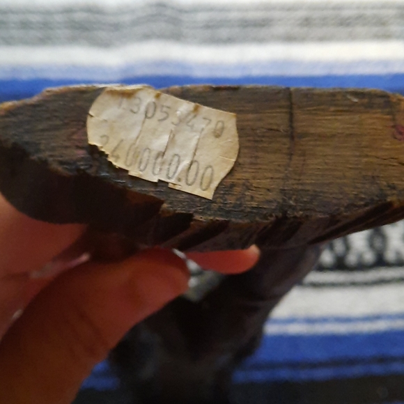 WOOD  CARVED ITEM ON WOOD BASE. - Picture 7 of 7